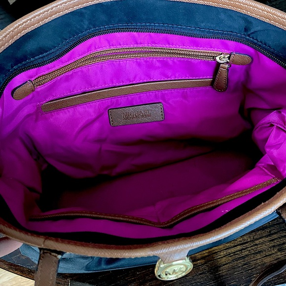 Michael Kors Handbag Purse - Picture 3 of 5